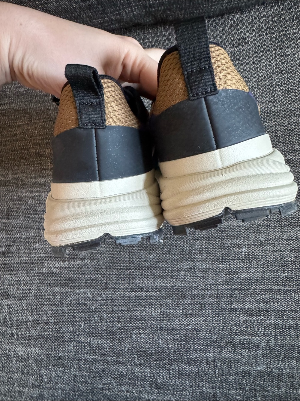 VEJA Dekkan Alveomesh Sneaker - Picture 6 of 8